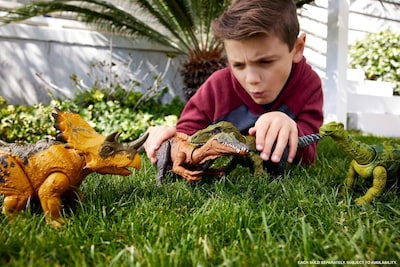 Foto 2 | Juguete De Dinosaurio Mattel Jurassic World Wild Roar Regaliceratops - Venta Internacional.
