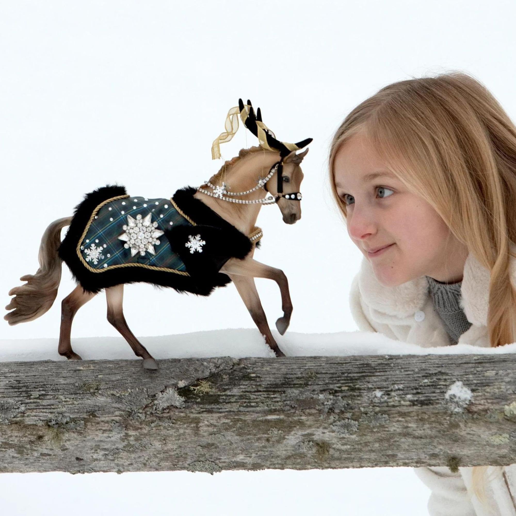 Foto 6 pulgar | Holiday Horse Highlander De Breyer Horses 2023 De Colección - Venta Internacional.