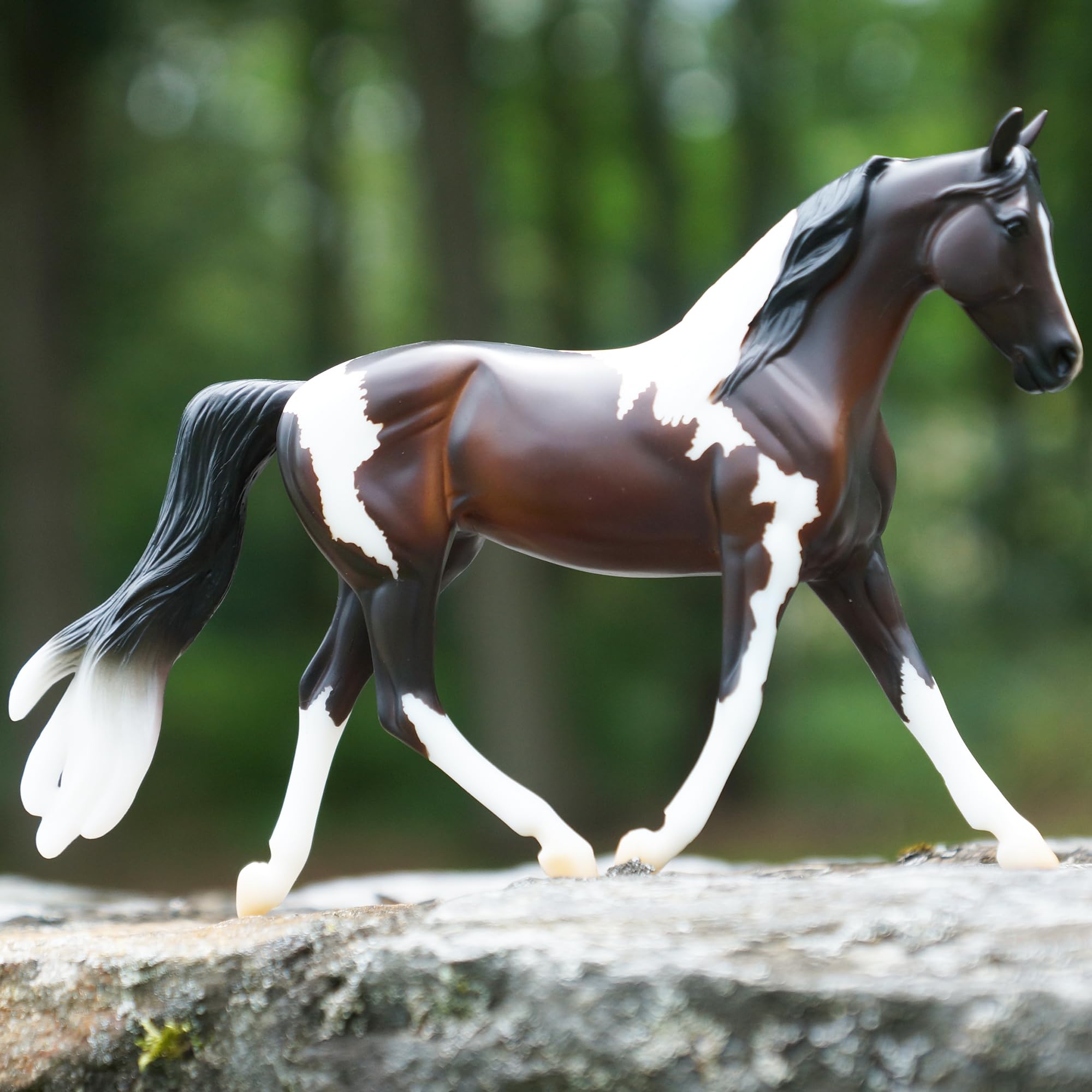 Foto 4 pulgar | Horse Toy Breyer Horses Freedom Series Pinto A Escala 1:12 - Venta Internacional.