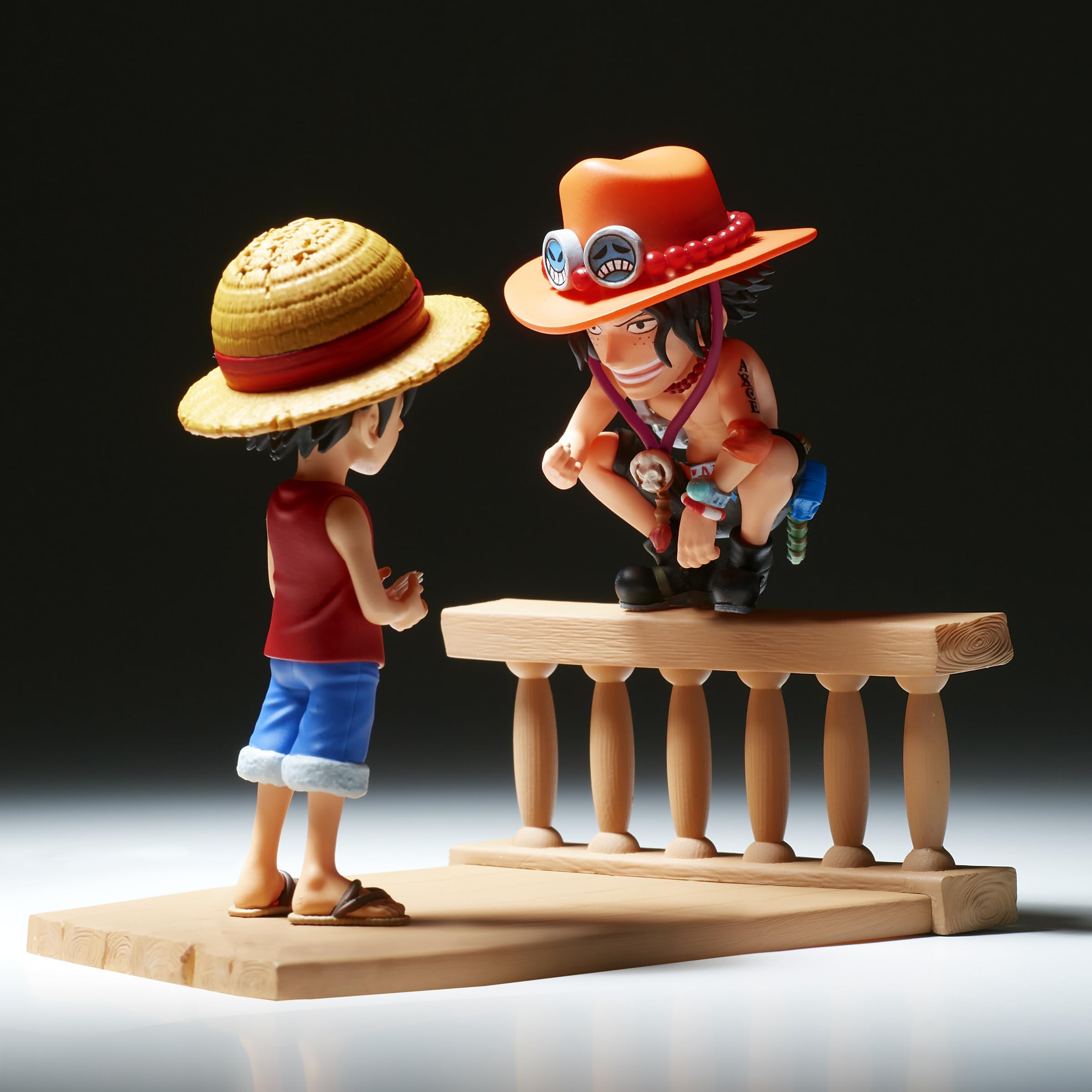 Foto 5 | Figura De Colección Banpresto One Piece Log Stories Luffy & Ace - Venta Internacional.