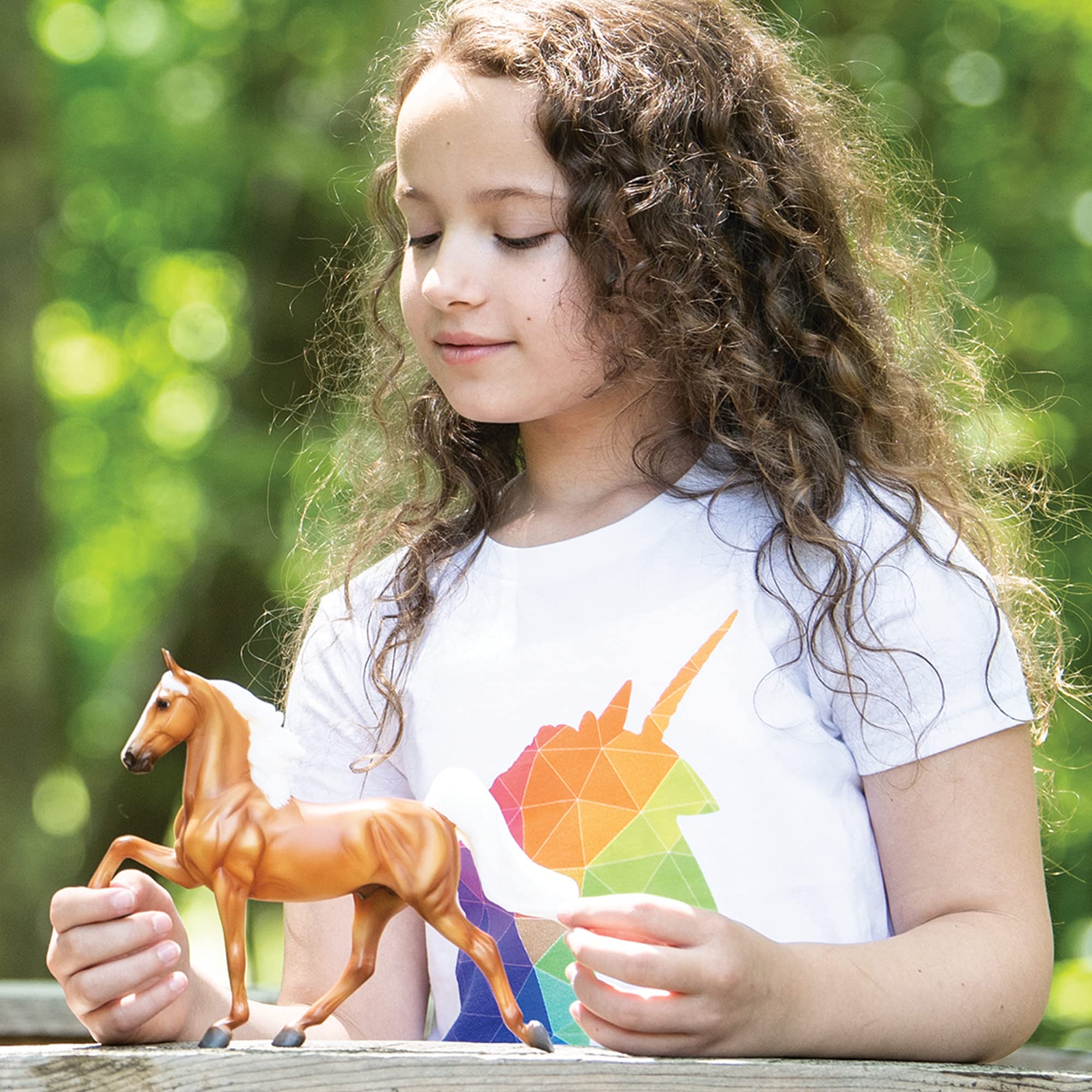 Foto 5 pulgar | Toy Horse Breyer Horses Freedom Series Palomino Saddlebred - Venta Internacional.