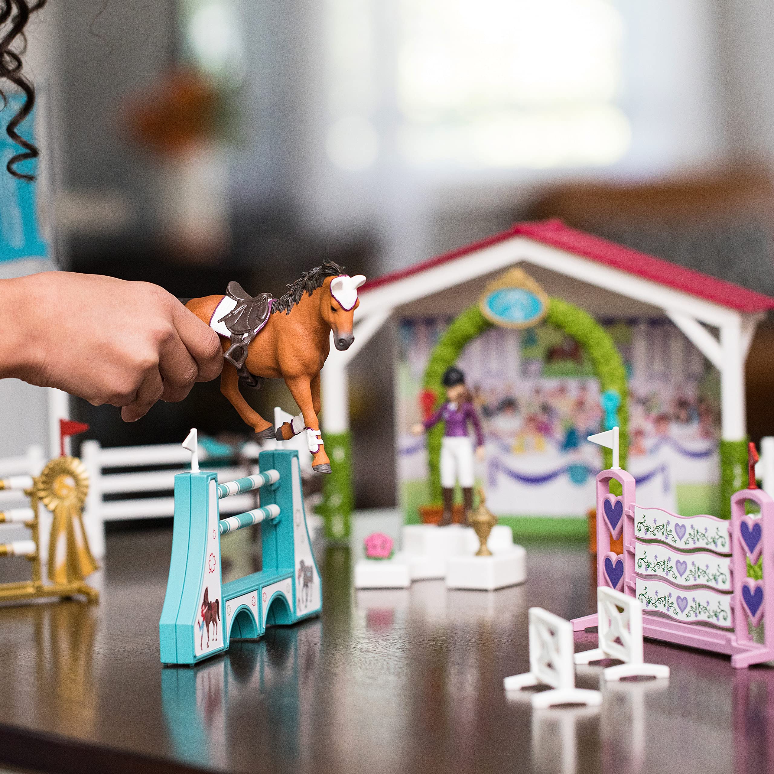 Foto 3 pulgar | Torneo De Caballos Friendship Horse Club Playset Schleich Horse Club - Venta Internacional.
