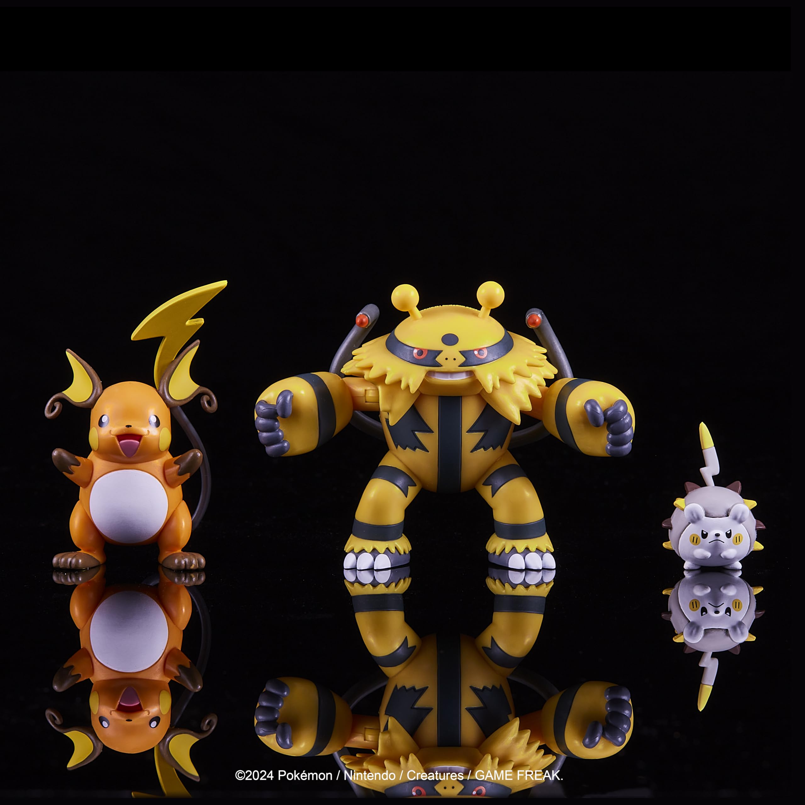 Foto 4 pulgar | Paquete de Figuras Pokémon Battle Togedemaru Raichu Electivire - Venta Internacional
