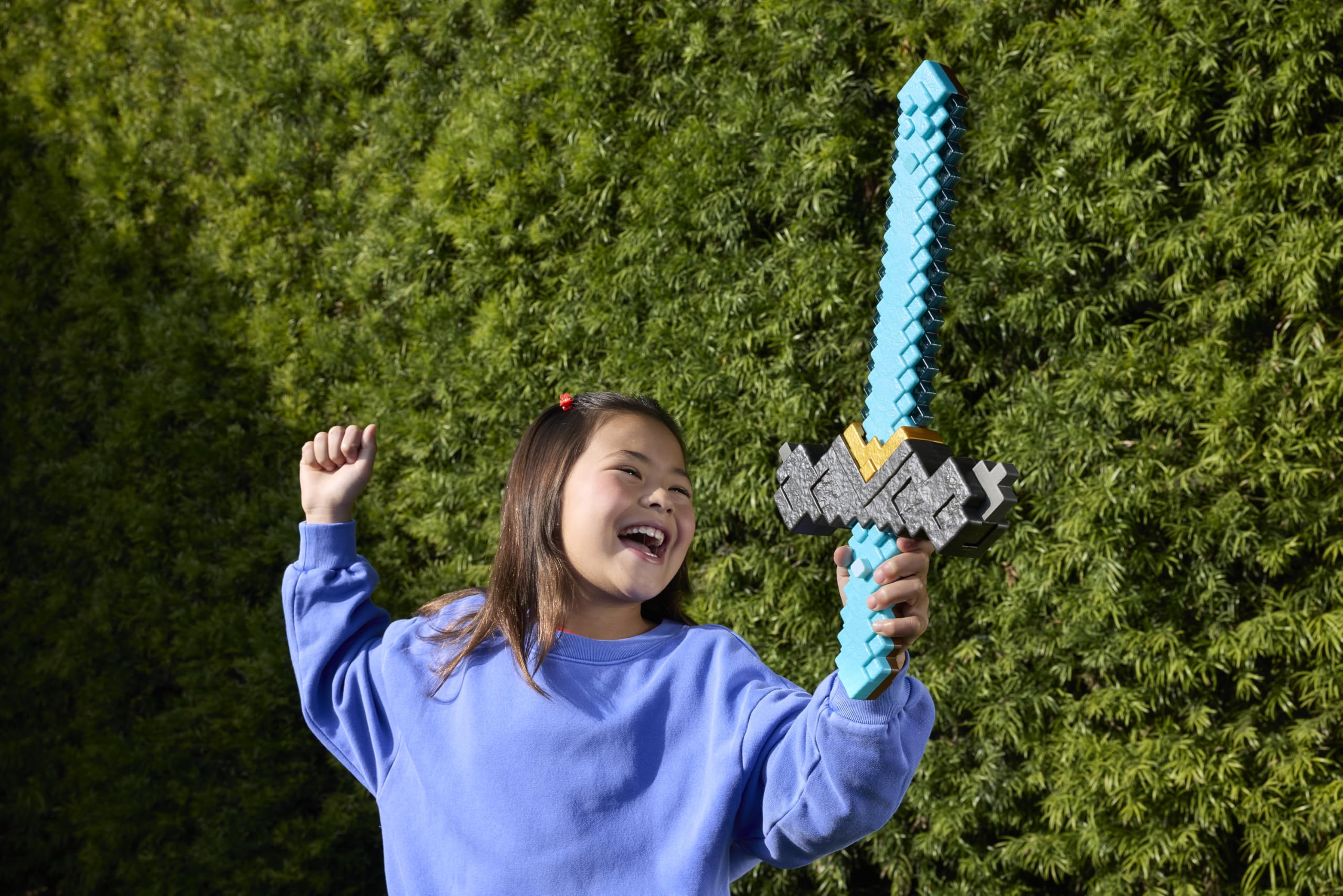 Foto 3 pulgar | Espada Y Pico Toy Mattel Minecraft 2 En 1 Con Botón - Venta Internacional.