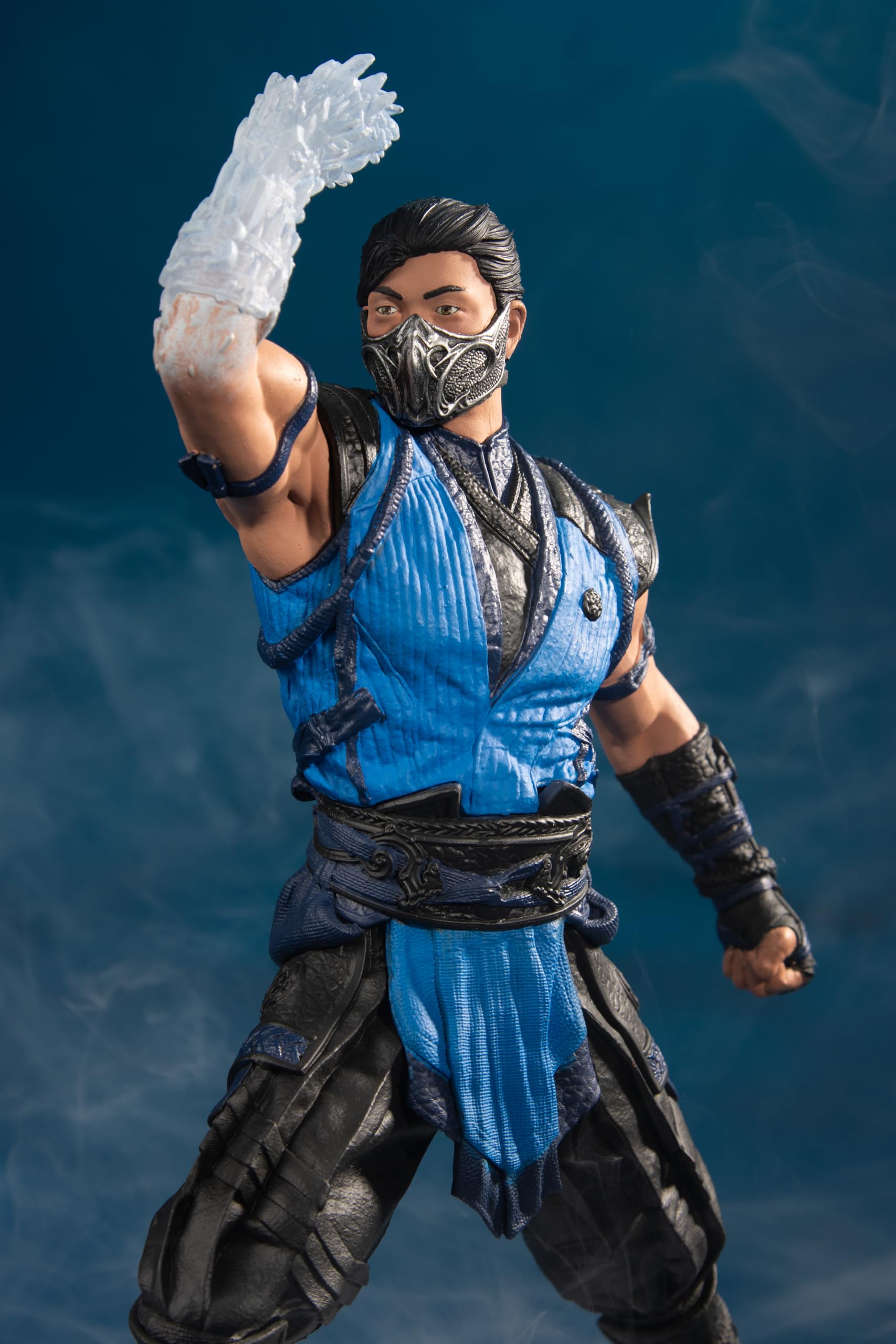 Foto 2 | Figura De Acción Mcfarlane Toys Mortal Kombat Sub-zero 1/6 - Venta Internacional.
