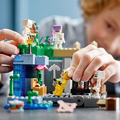 Foto 4 pulgar | Venta Internacional - Lego Minecraft The Skeleton Dungeon 364 Piezas