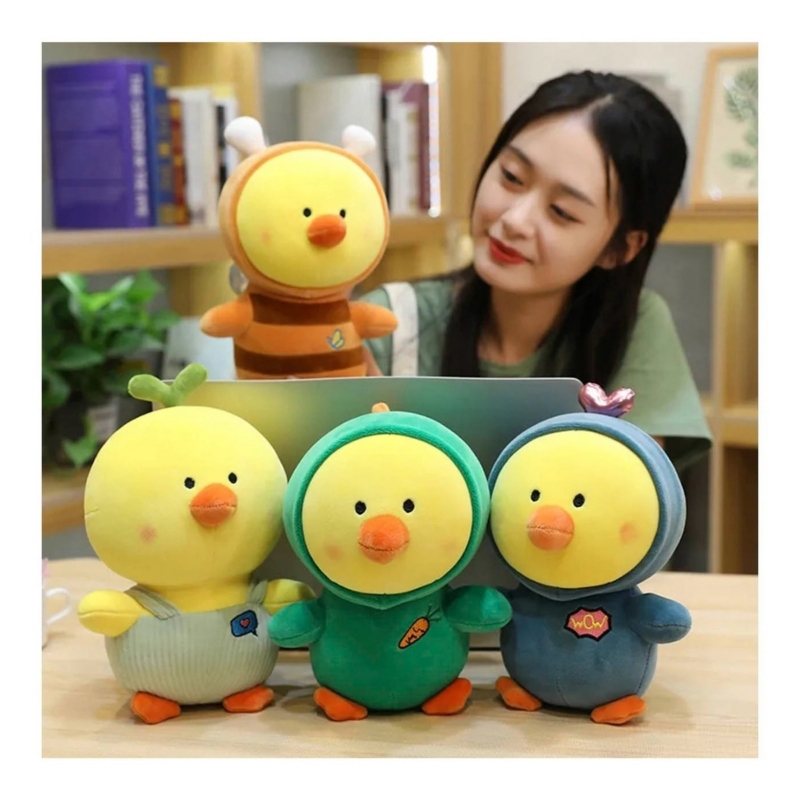 Paquete de Juguetes de Peluche con 3 Pollitos de Piel con Disfraz Supersuave - Venta Internacional