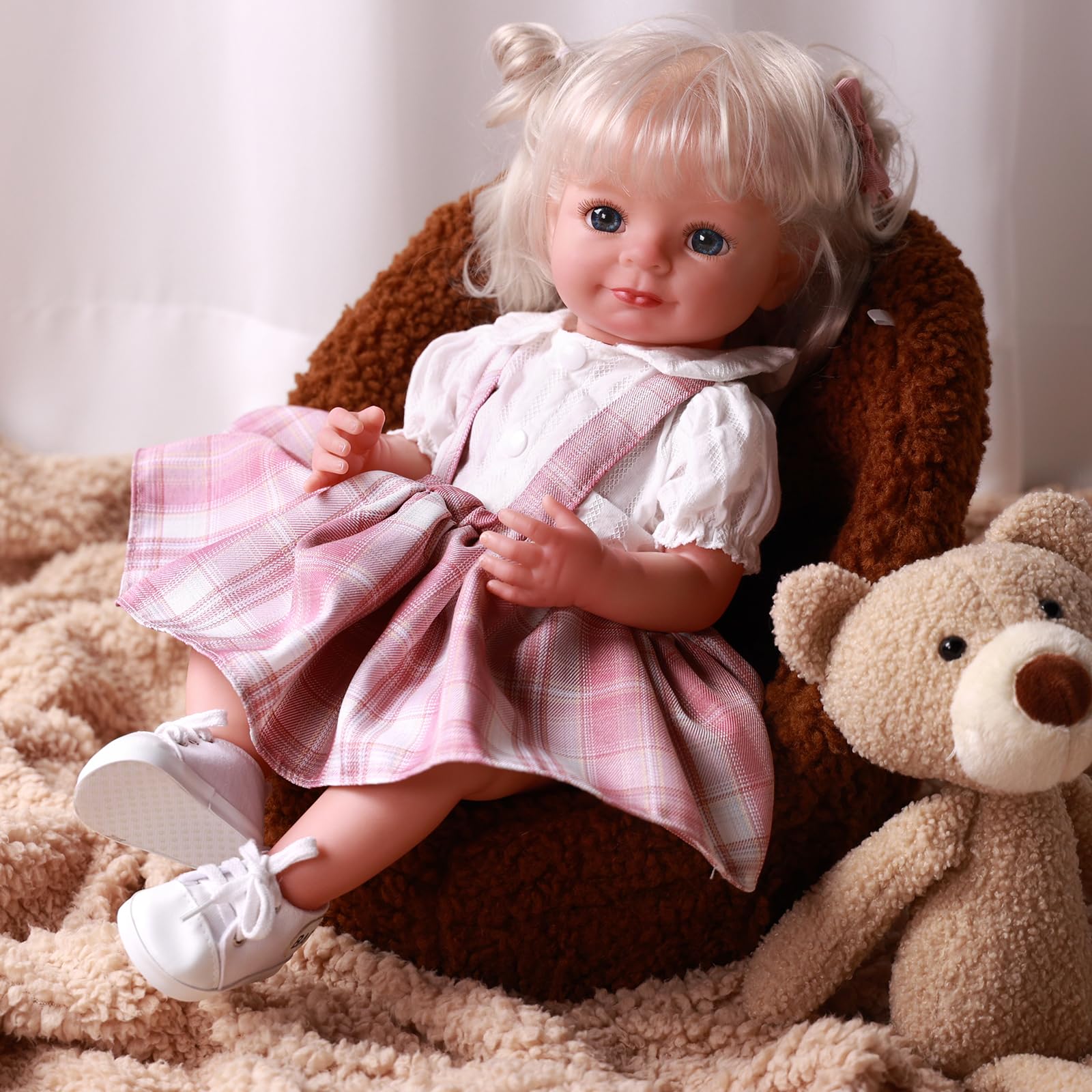 Foto 7 | Zapatos para Muñeca Babeside Reborn Lona Blanca - Venta Internacional