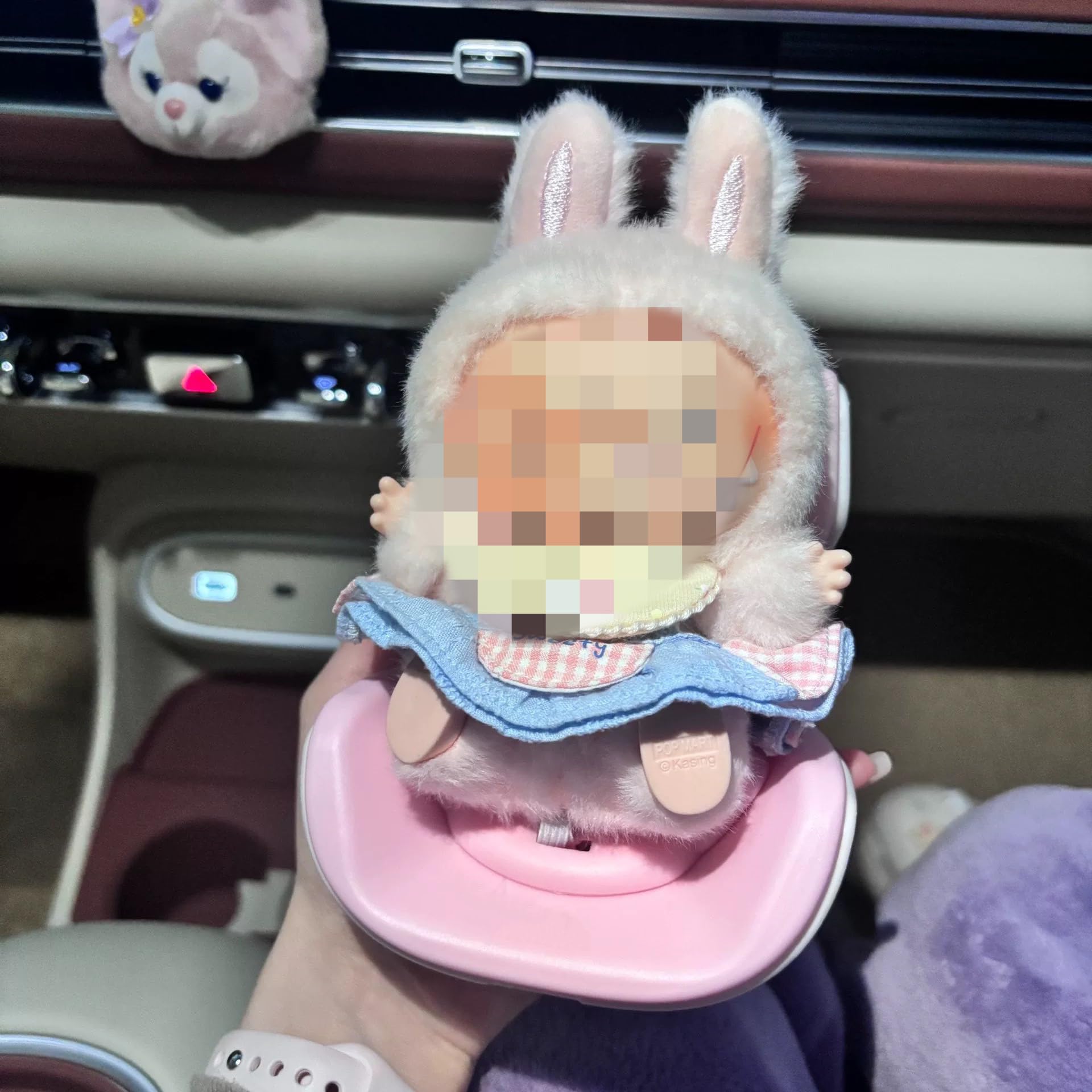 Foto 3 pulgar | Protector De Asiento De Coche Para Muñeca Labubu De 17 Cm Con Accesorios, Color Rosa - Venta Internacional.