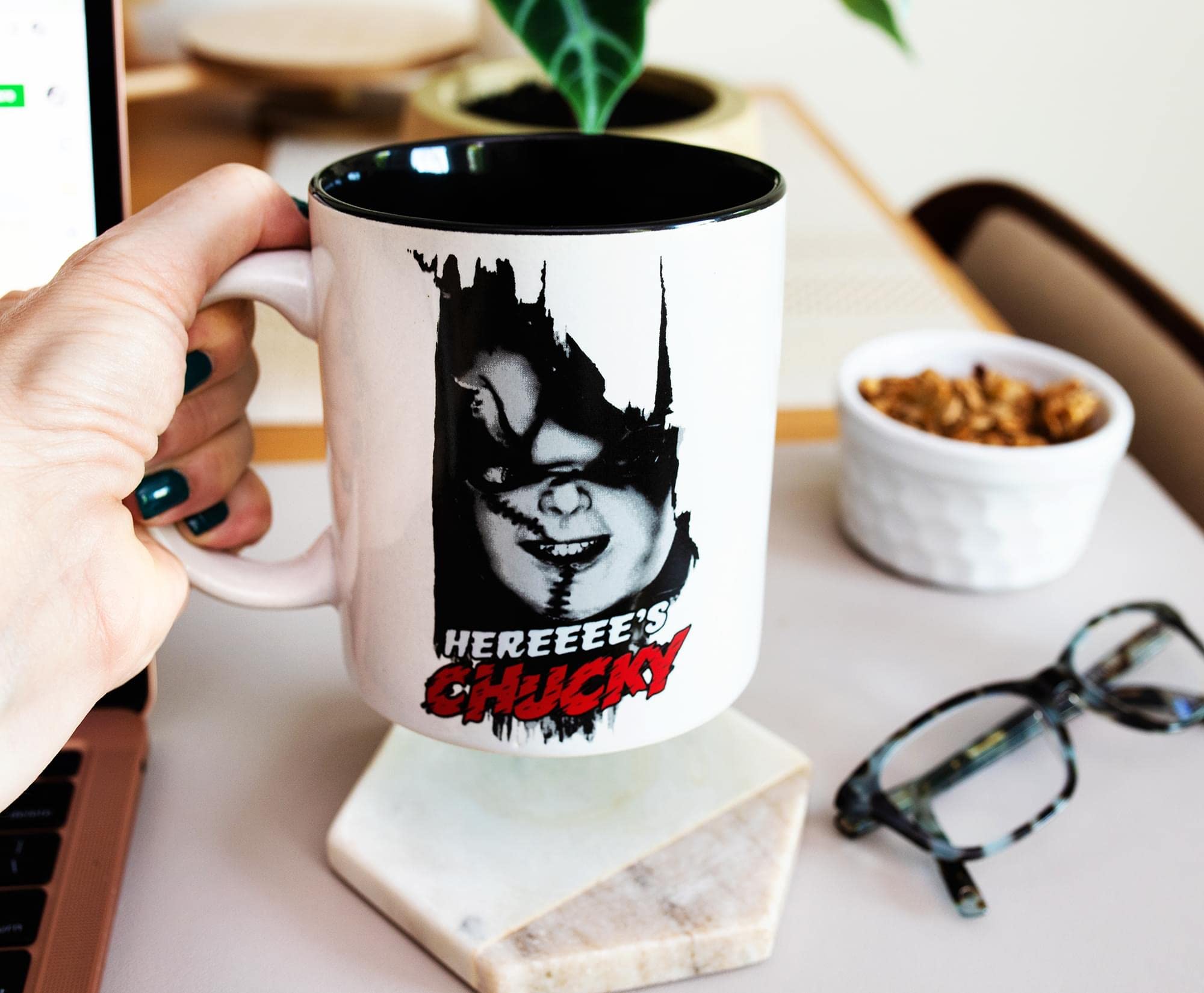 Foto 8 pulgar | Taza Silver Buffalo Child's Play Here's Chucky 600 Ml - Venta Internacional.