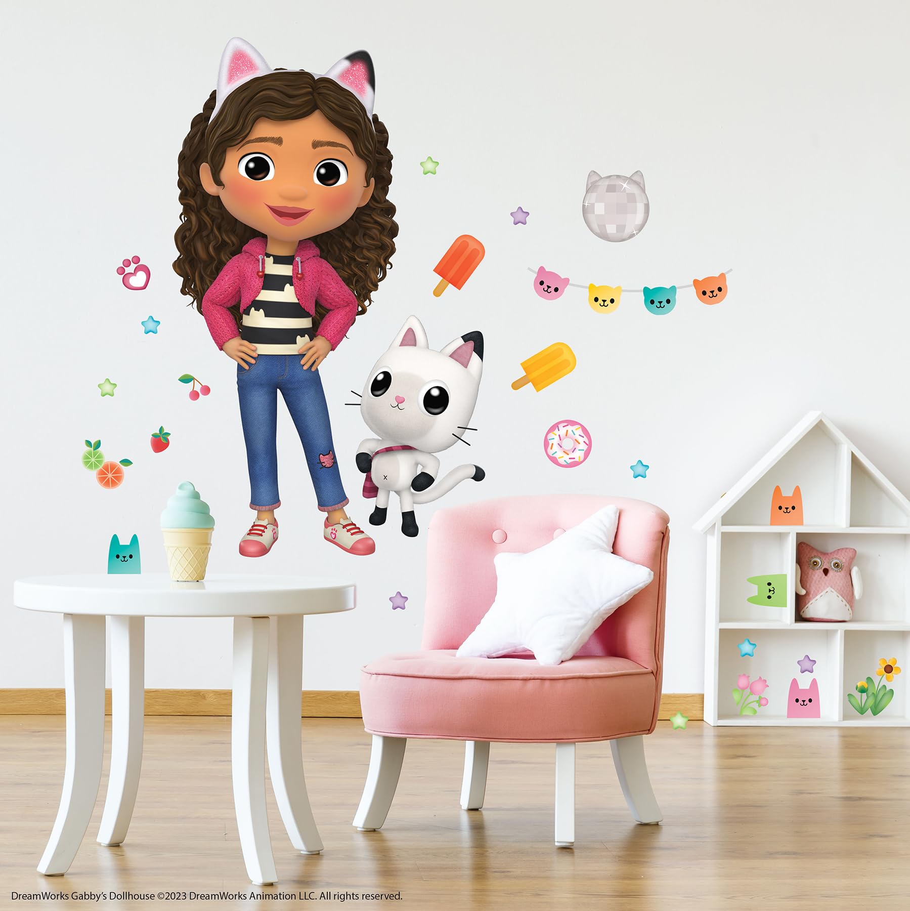 Foto 2 | Adhesivos De Pared Roommates Dreamworks Gabby's Dollhouse Rmk5453gm - Venta Internacional.