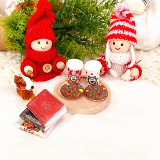 Foto 7 | Kit De Casa De Muñecas En Miniatura Con 2 Muñecas, 6 Miniaturas De Comida Y Bebida - Venta Internacional.