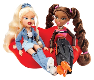 Foto 4 | Sofá Labial Playset Bratz Funky Fashion Furniture Para 2 Muñecas - Venta Internacional.
