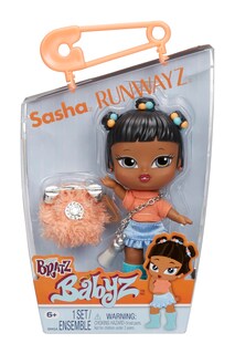 Foto 1 | Muñeca De Moda Bratz Babyz Runwayz Sasha Con Moda Real - Venta Internacional.
