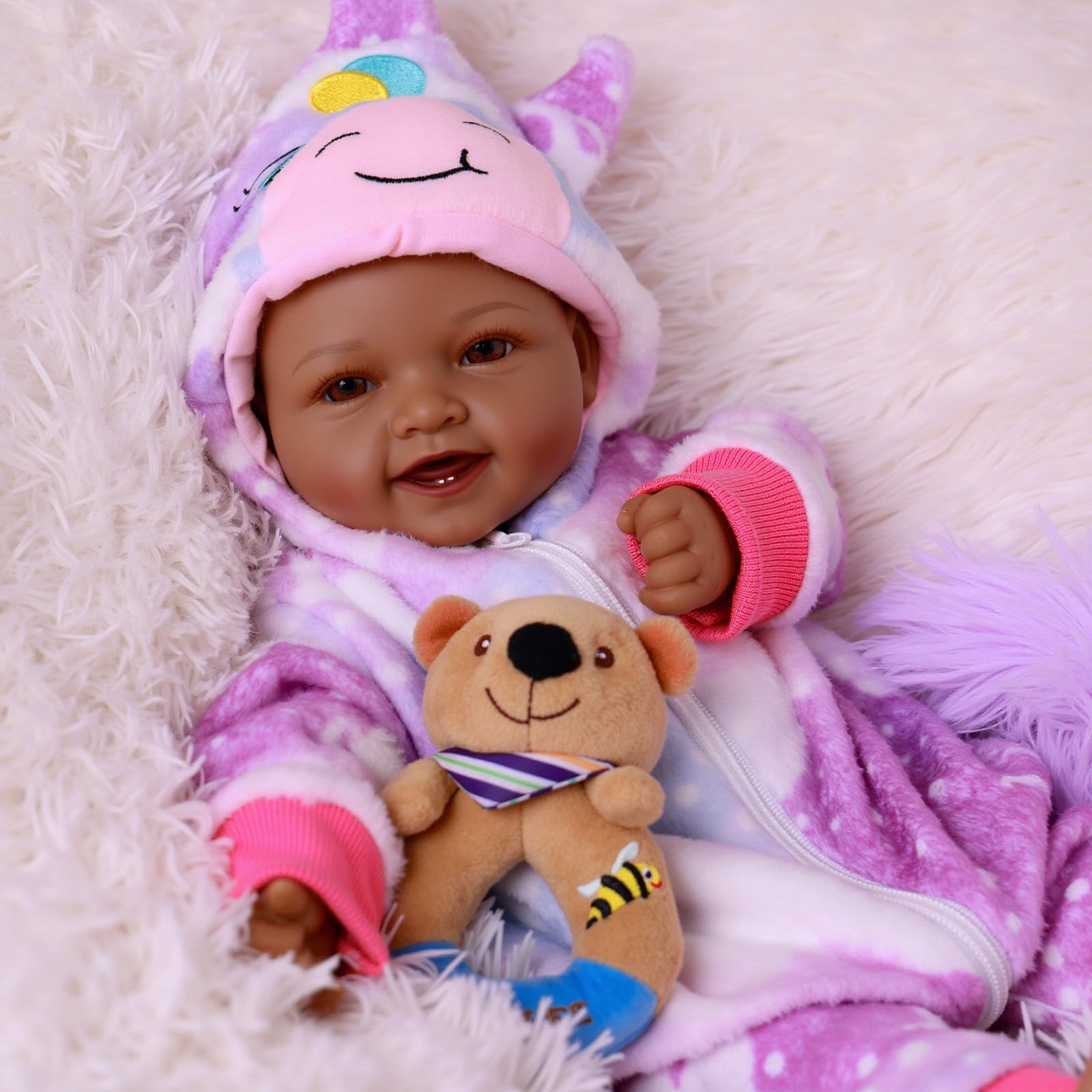 Foto 4 pulgar | Muñeca Babeside Mia Black Girl Realista De 43 Cm Con Ropa - Venta Internacional.