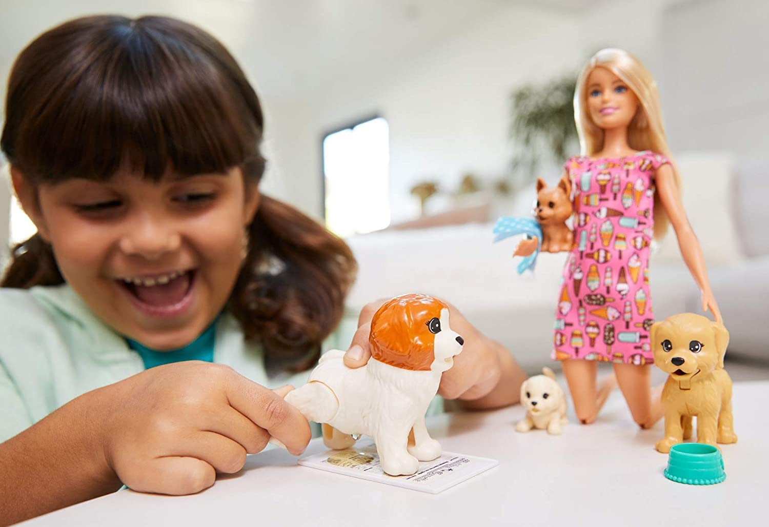 Foto 3 pulgar | Muñeca Playset Barbie Doggy Para Guardería Y Mascotas Con 4 Perros Y Acc - Venta Internacional.