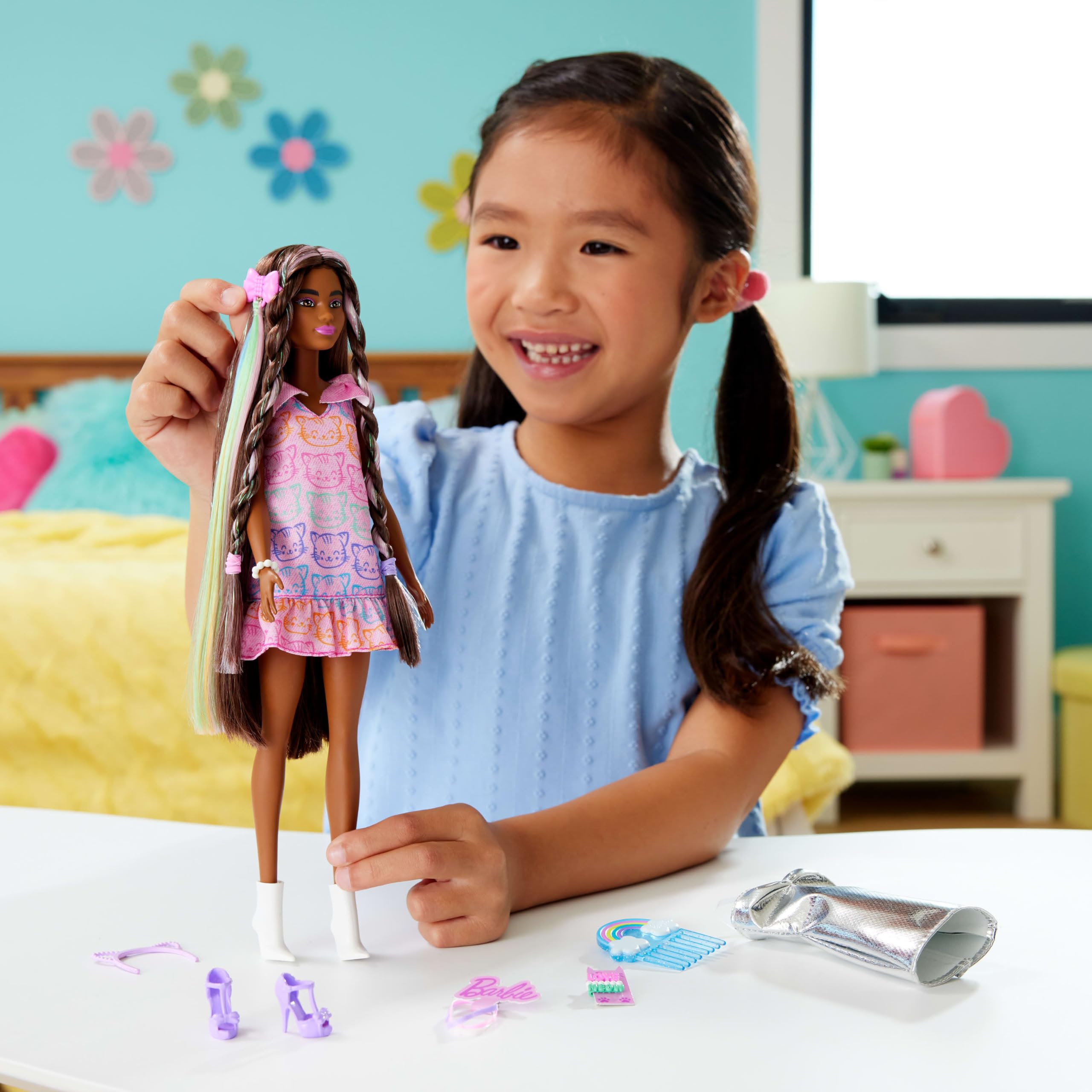 Foto 2 | Muñeca Moderna Barbie Fun & Fancy Con Pelo Negro Extralargo - Venta Internacional.