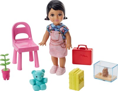 Foto 3 | Muñecas Playset Barbie Teacher Con Muñeca Moderna, Muñeca Pequeña Y Collar - Venta Internacional.