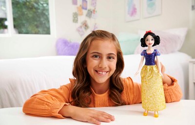 Foto 2 | Muñeca De Moda Mattel Disney Princess Blancanieves Con Accesorios - Venta Internacional.