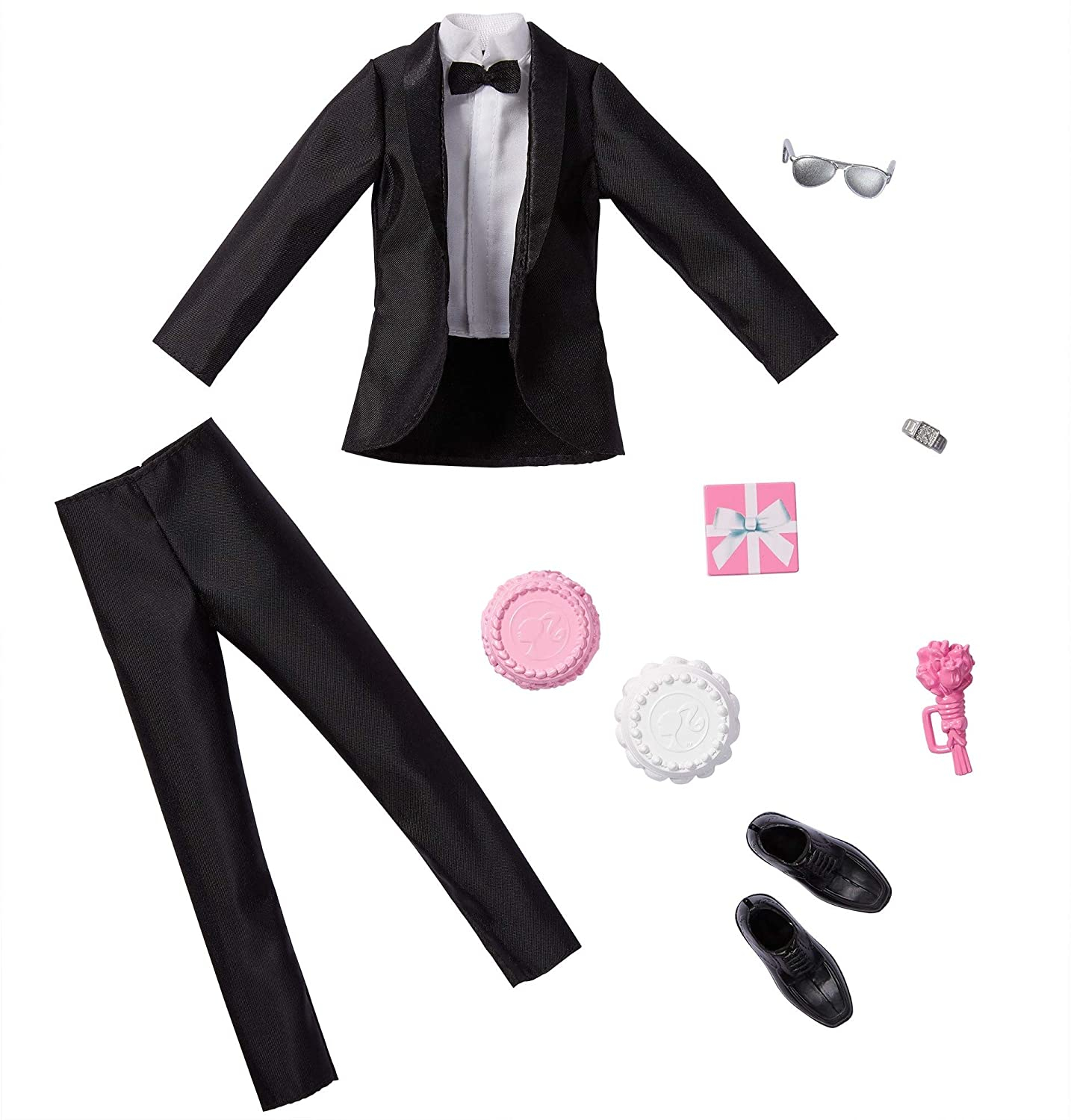 Venta Internacional-  Barbie Paquete De Moda: Traje De Novio Para Muñeco Ken Con Esmoquin, Zapatos Y Accesorios