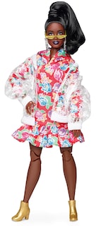 Foto 1 | Venta Internacional- Barbie Signature Clear Vinyl Jacket Muñeca Para Niñas De 6 Años En Adelante