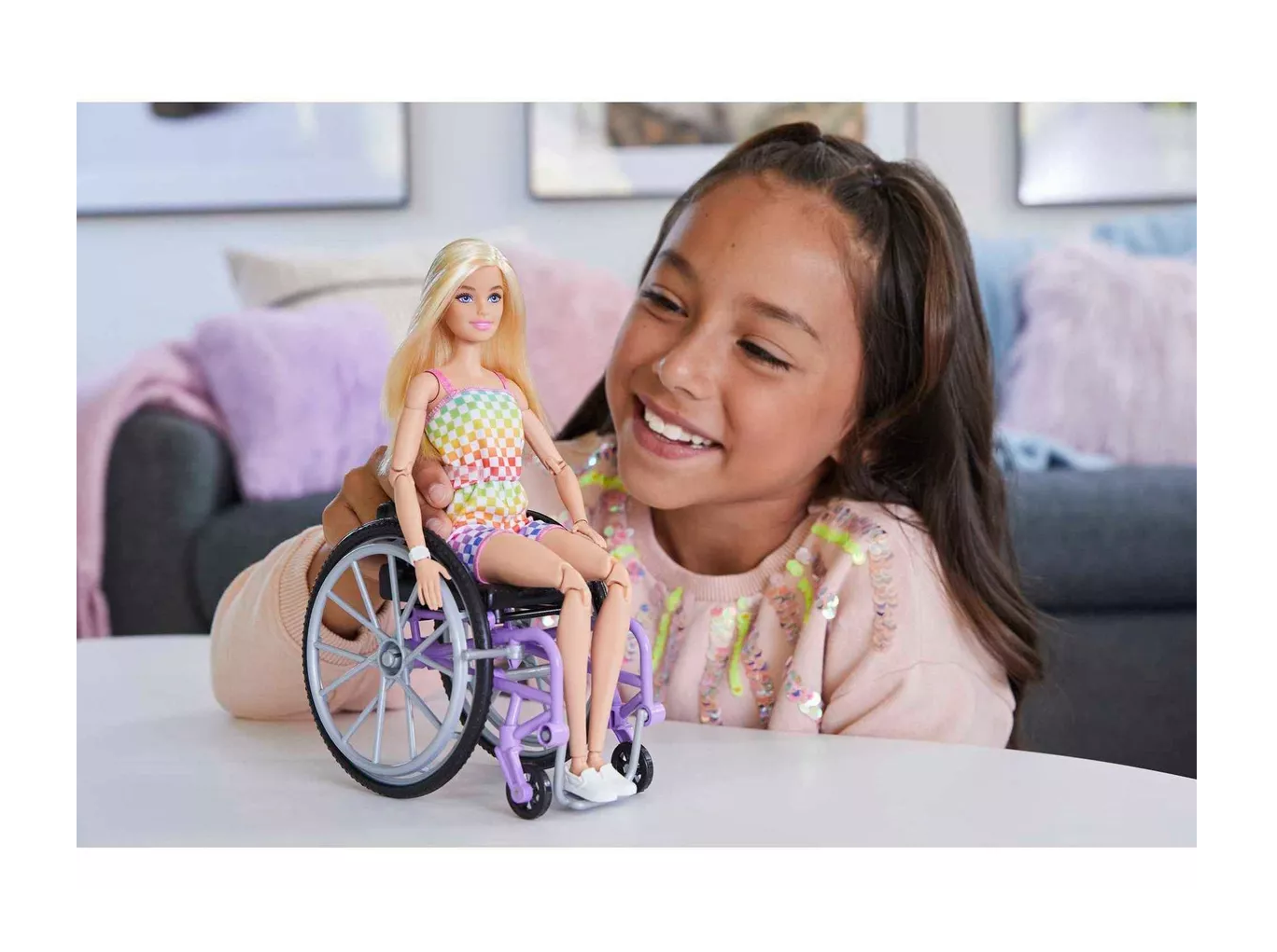 Foto 2 | Muñeca en Silla de Ruedas Barbie Fashionista