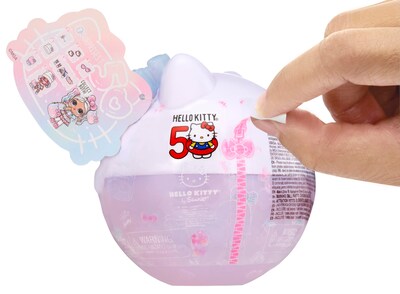 Foto 4 | Doll Lol Surprise Hello Kitty Crystal Cutie, 50 Aniversario - Venta Internacional.