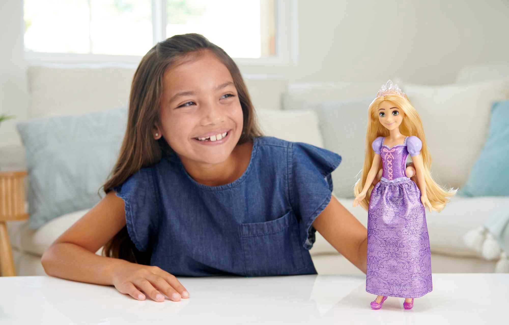 Foto 3 pulgar | Muñeca De Moda Mattel Disney Princess Rapunzel Con Tiara - Venta Internacional.