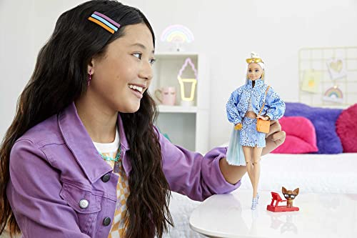 Foto 3 pulgar | Muñeca Barbie Extra Fashion, Pelo Rubio Platino, Chaqueta De Cachemir Azul, Chihuahua - Venta Internacional.