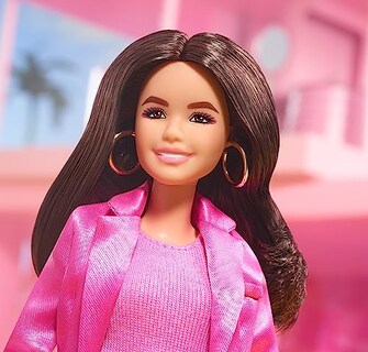 Foto 3 | Barbie The Movie Doll, Gloria Coleccionable Con Tres Pi - Venta Internacional.