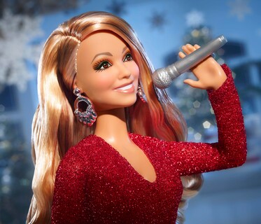 Foto 3 | Muñeca Barbie Signature Mariah Carey Holiday Con Vestido Rojo Con Purpurina - Venta Internacional.