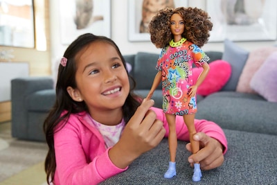 Foto 3 | Muñeca Barbie, Juguetes Para Niños, Cabello Castaño Rizado, Barbie Fashionis - Venta Internacional.