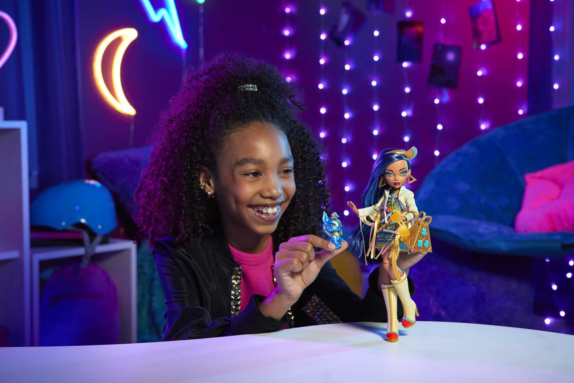Foto 3 pulgar | Muñeca Monster High Cleo de Nile con Accesorios - Venta Internacional