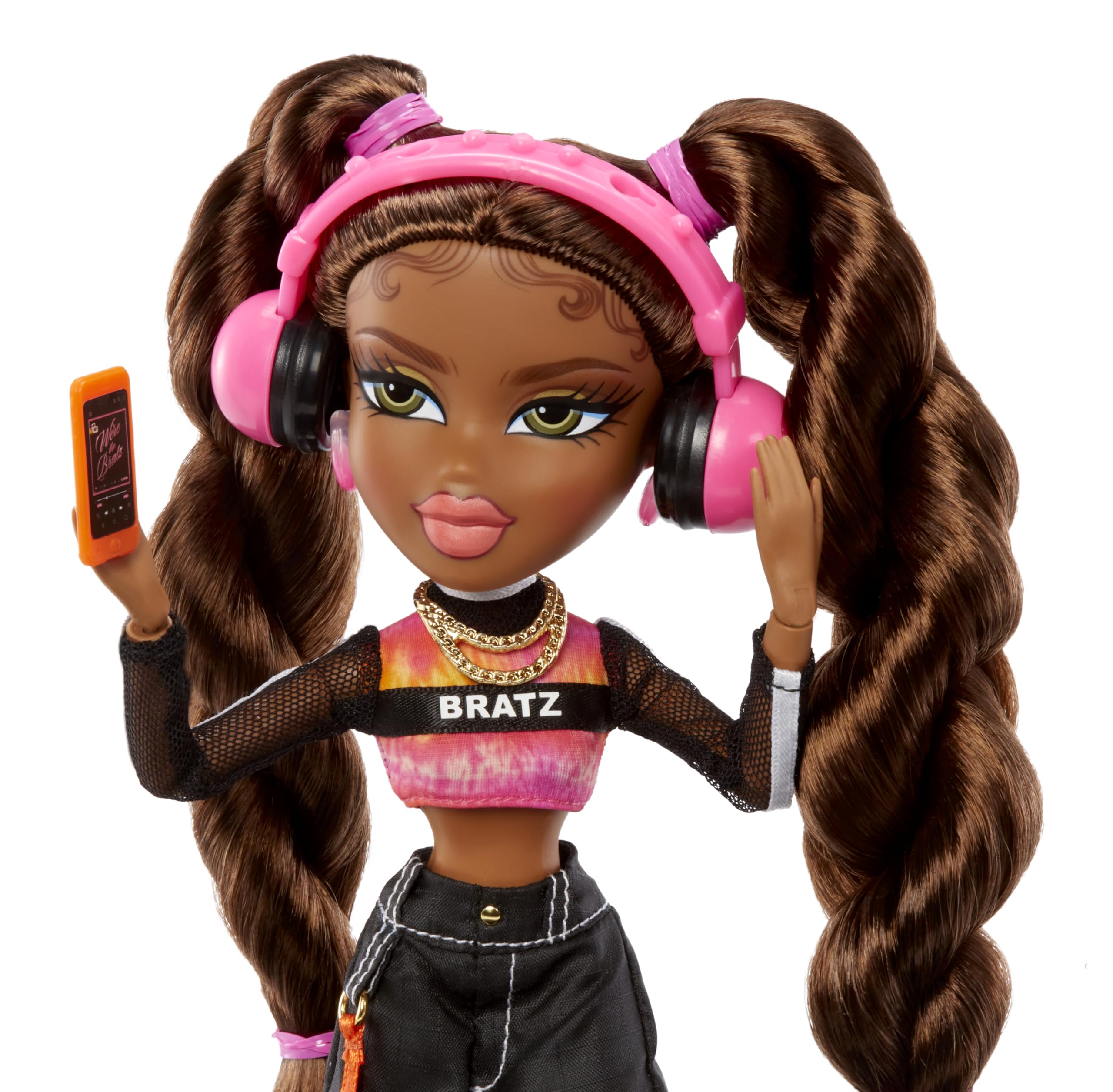 Foto 6 pulgar | Muñeca De Moda Bratz Alwayz Sasha Con 10 Accesorios Y Póster - Venta Internacional.