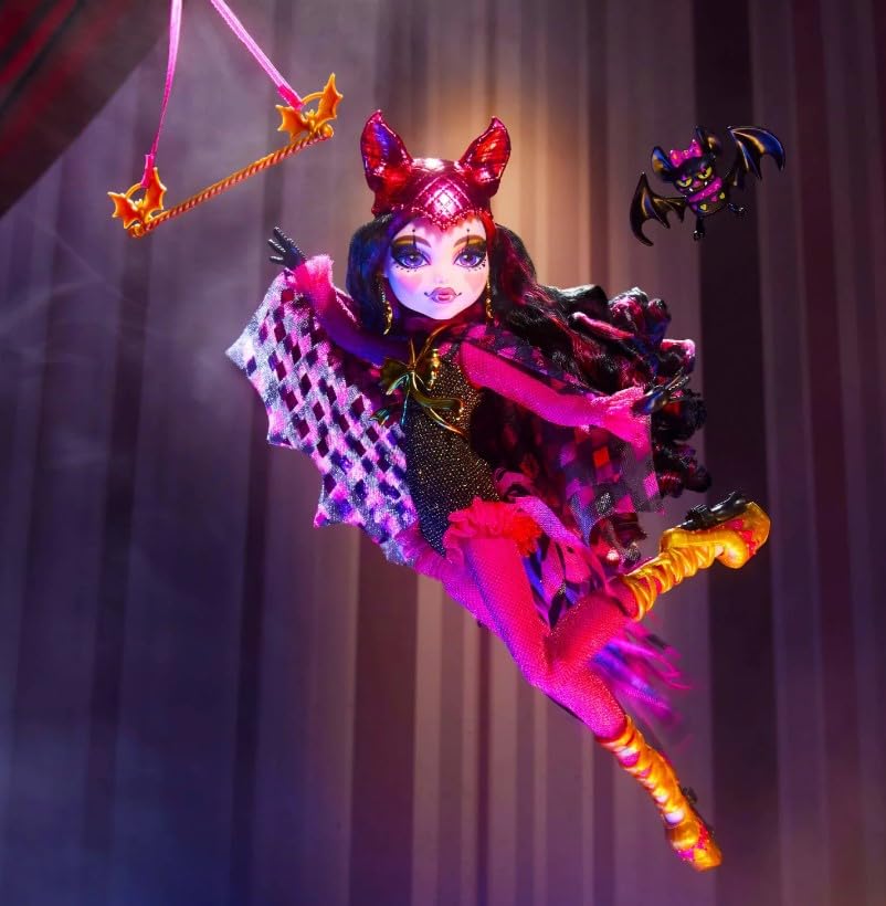 Foto 7 | Figura Monster High Freak Du Chic Draculaura Sdcc 2023 - Venta Internacional