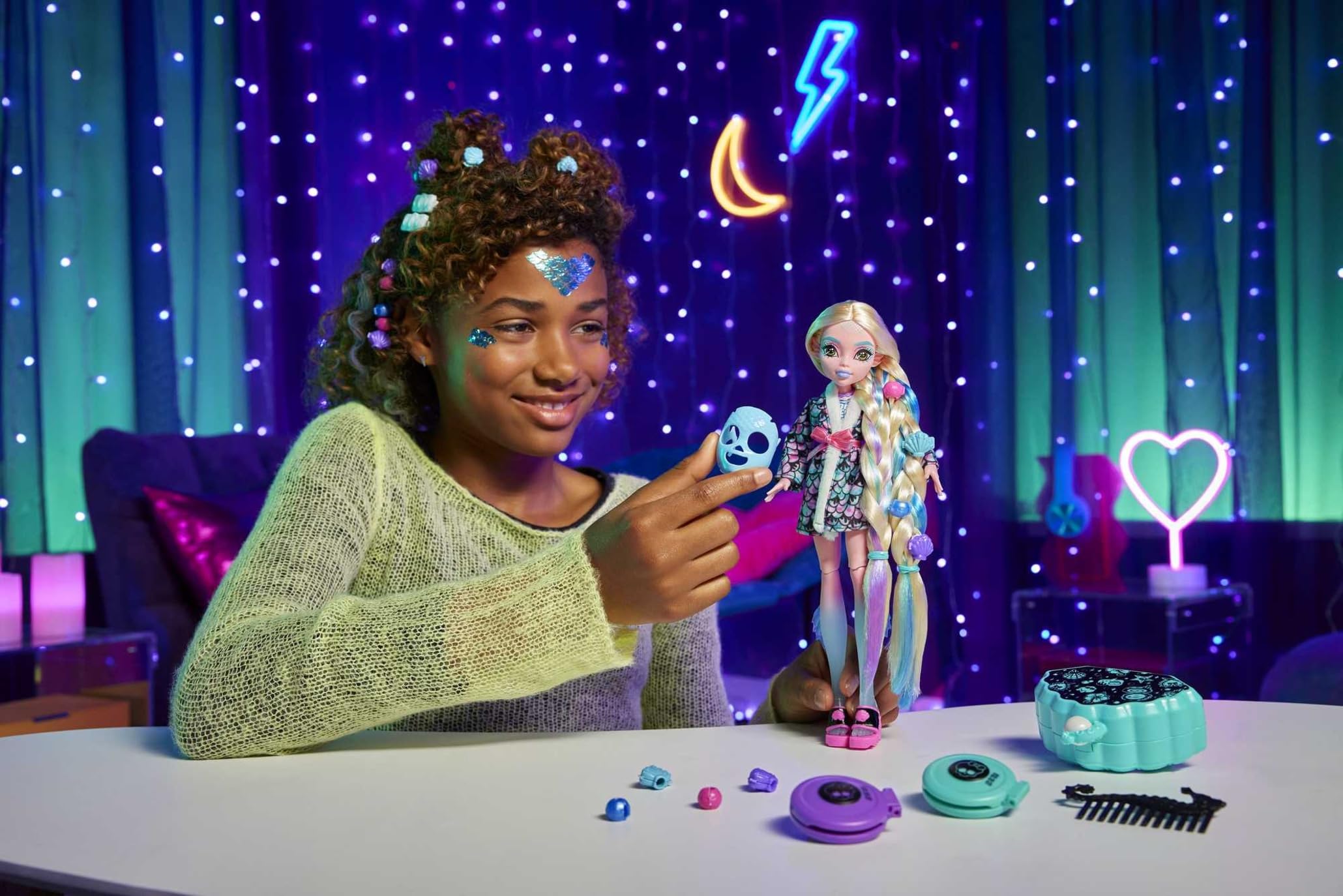 Foto 3 pulgar | Doll Monster High Lagoona Blue Spa Day Con Accesorios - Venta Internacional