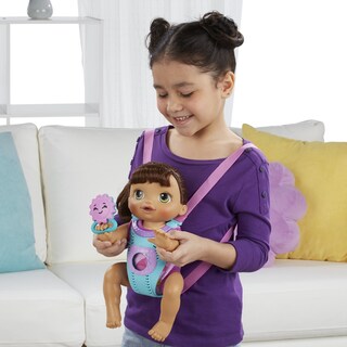 Foto 3 | Muñeca Baby Alive Baby Go Bye Bye Brunette Con Accesorios - Venta Internacional
