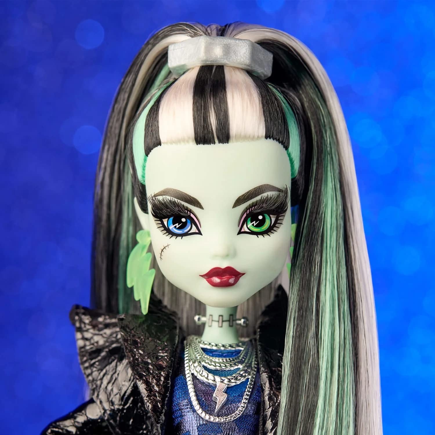Foto 4 pulgar | Muñeca de Moda Monster High Haunt Couture Midnight Runway - Venta Internacional