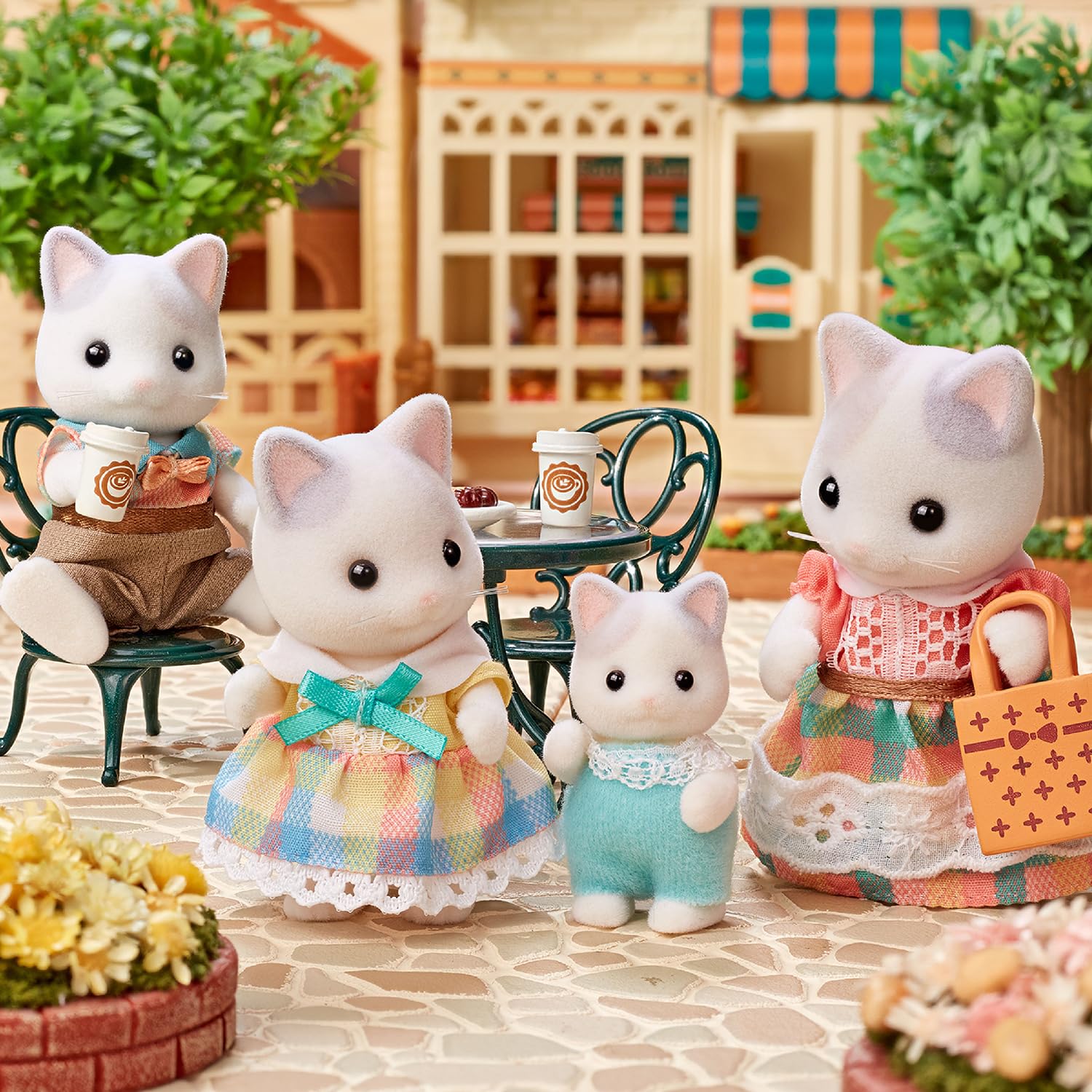Foto 4 pulgar | Figuras de Muñecas Coleccionables Calico Critters Latte Cat Family - Venta Internacional