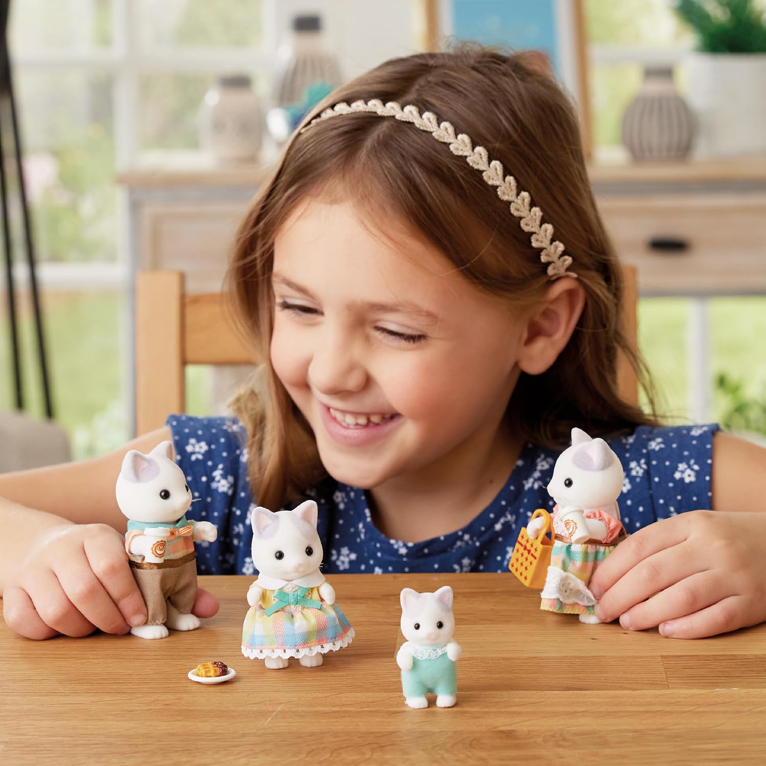 Foto 5 pulgar | Figuras de Muñecas Coleccionables Calico Critters Latte Cat Family - Venta Internacional