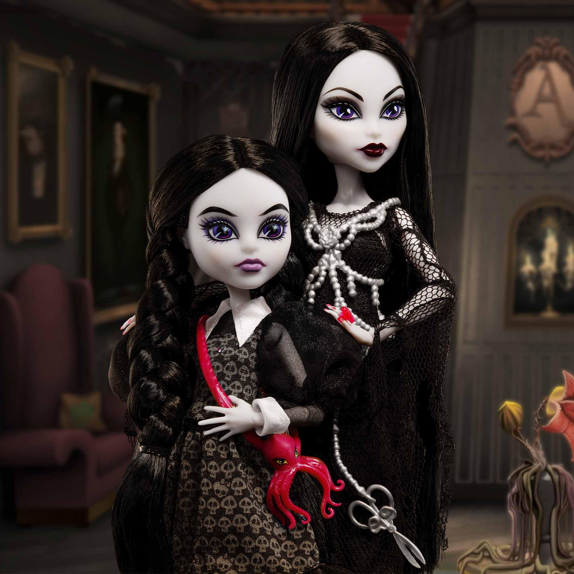 Foto 3 pulgar | Muñeca Monster High Skullector Addams Family Morticia & Wednesday - Venta Internacional