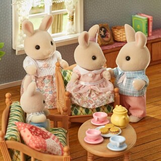 Foto 2 | Figuras De Muñecas Coleccionables Calico Critters Milk Rabbit Family - Venta Internacional.