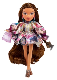 Foto 5 | Muñeca De Moda Bratz X Gcds Edición Especial Yasmin Multicolor - Venta Internacional.