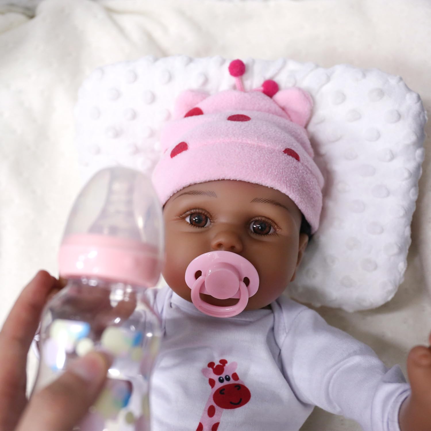 Foto 3 pulgar | Muñeca Reborn Charex Black Girl Lucy De 55 Cm Con Ropa Y Juguetes - Venta Internacional.