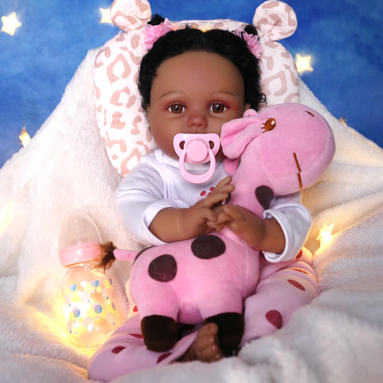 Foto 5 pulgar | Muñeca Reborn Charex Black Girl Lucy De 55 Cm Con Ropa Y Juguetes - Venta Internacional.
