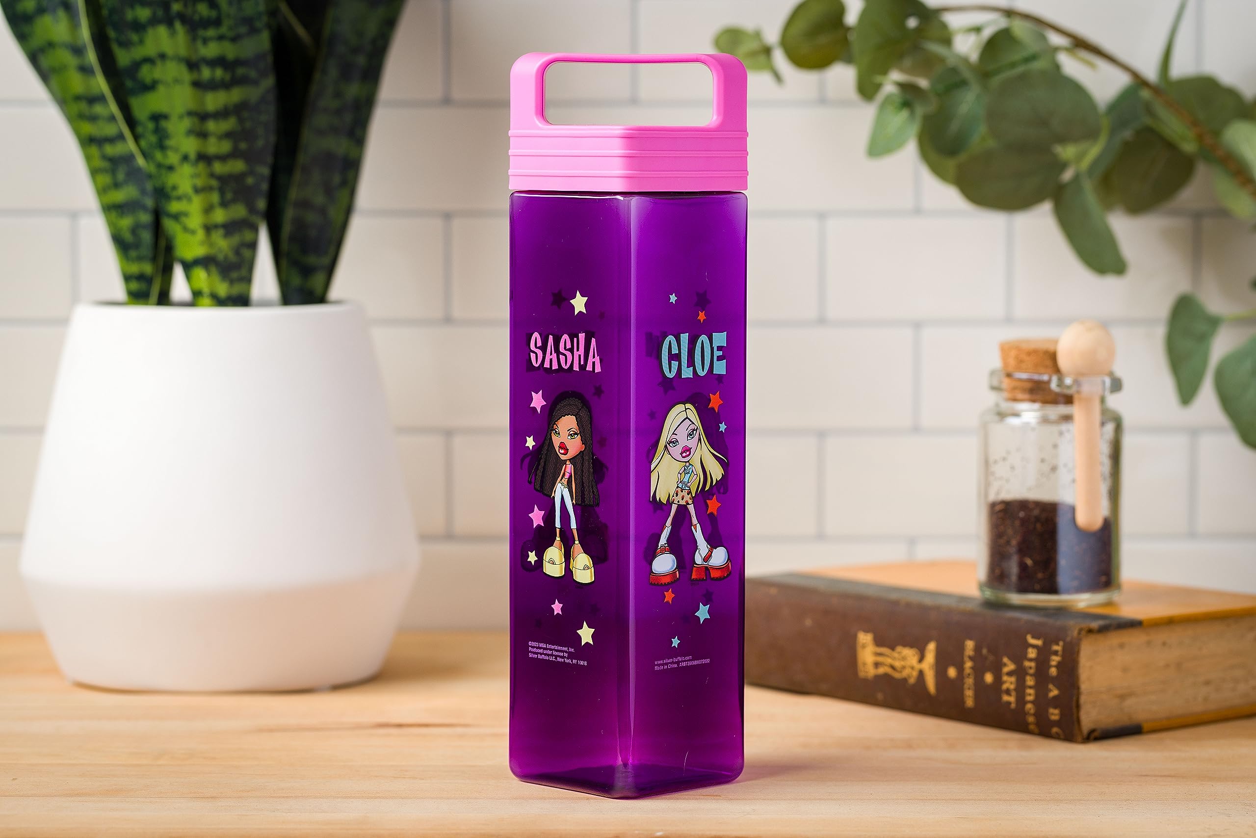 Foto 4 pulgar | Botella De Agua Silver Buffalo Bratz Doll Star De 750 Ml Con Tapa - Venta Internacional.