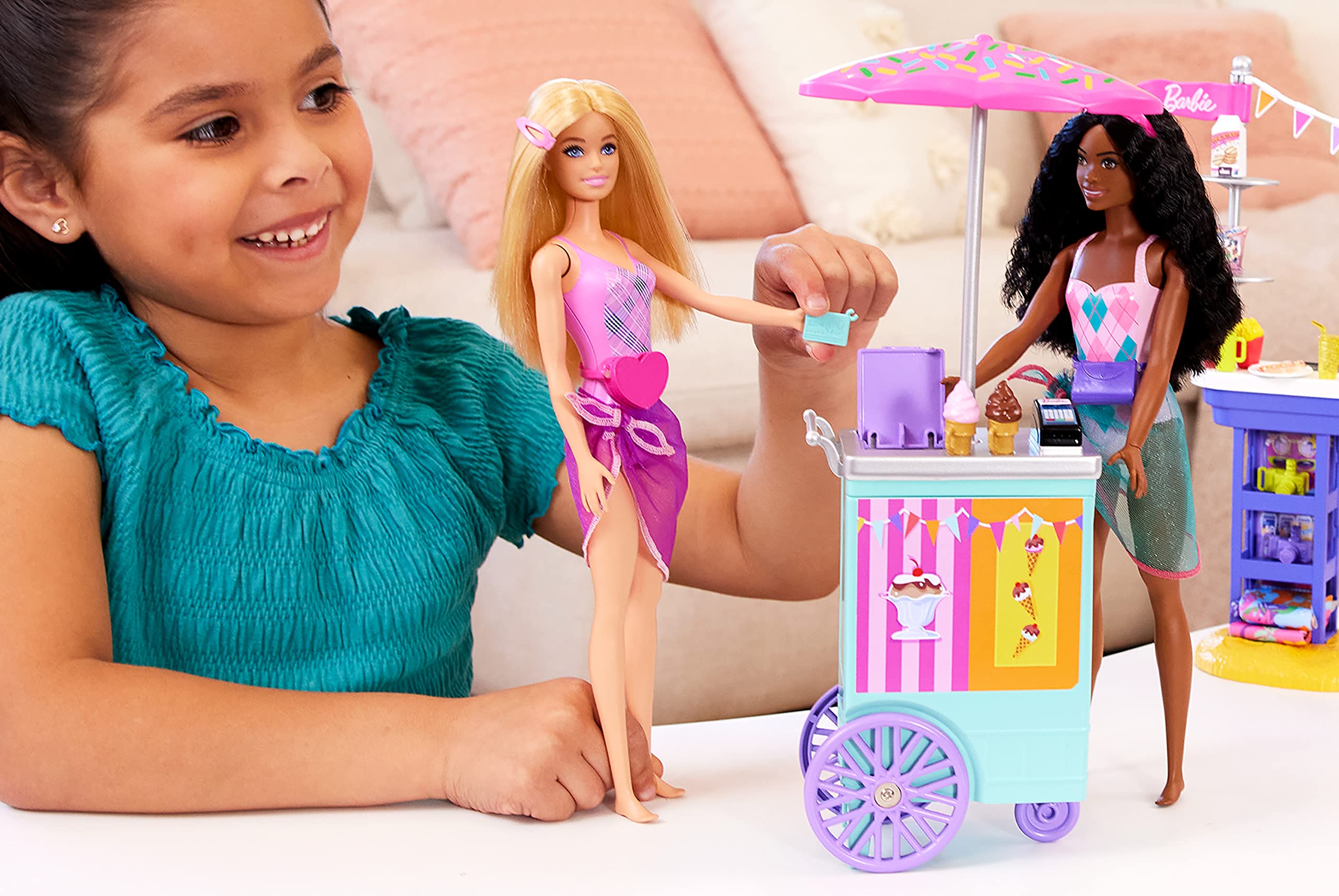 Foto 2 | Playset Barbie Beach Boardwalk con 2 Muñecas y Más de 20 Accesorios - Venta Internacional