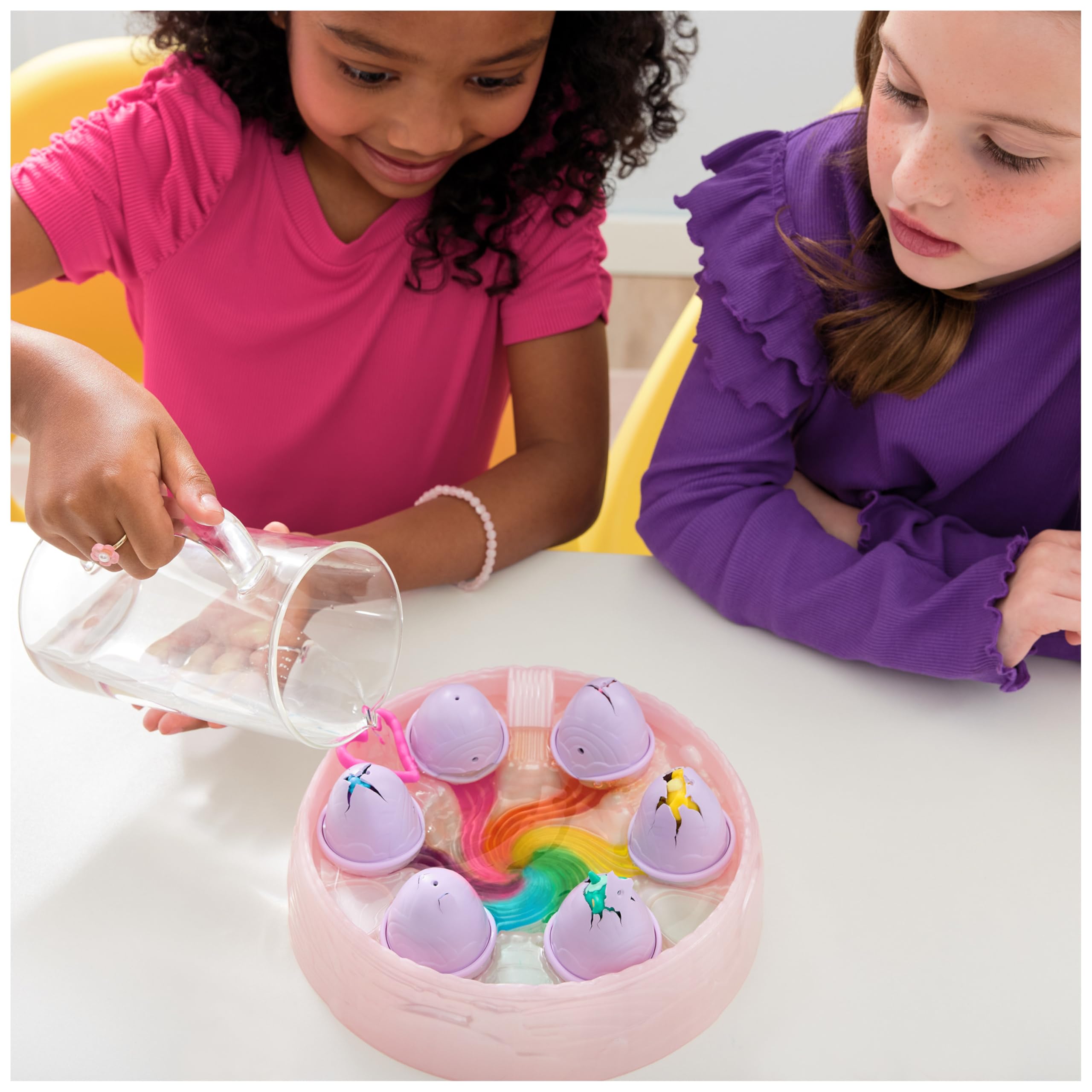 Foto 4 pulgar | Juguete Hatchimals Rainbow Hatchery Con 6 Minifiguras Y Accesorios - Venta Internacional.