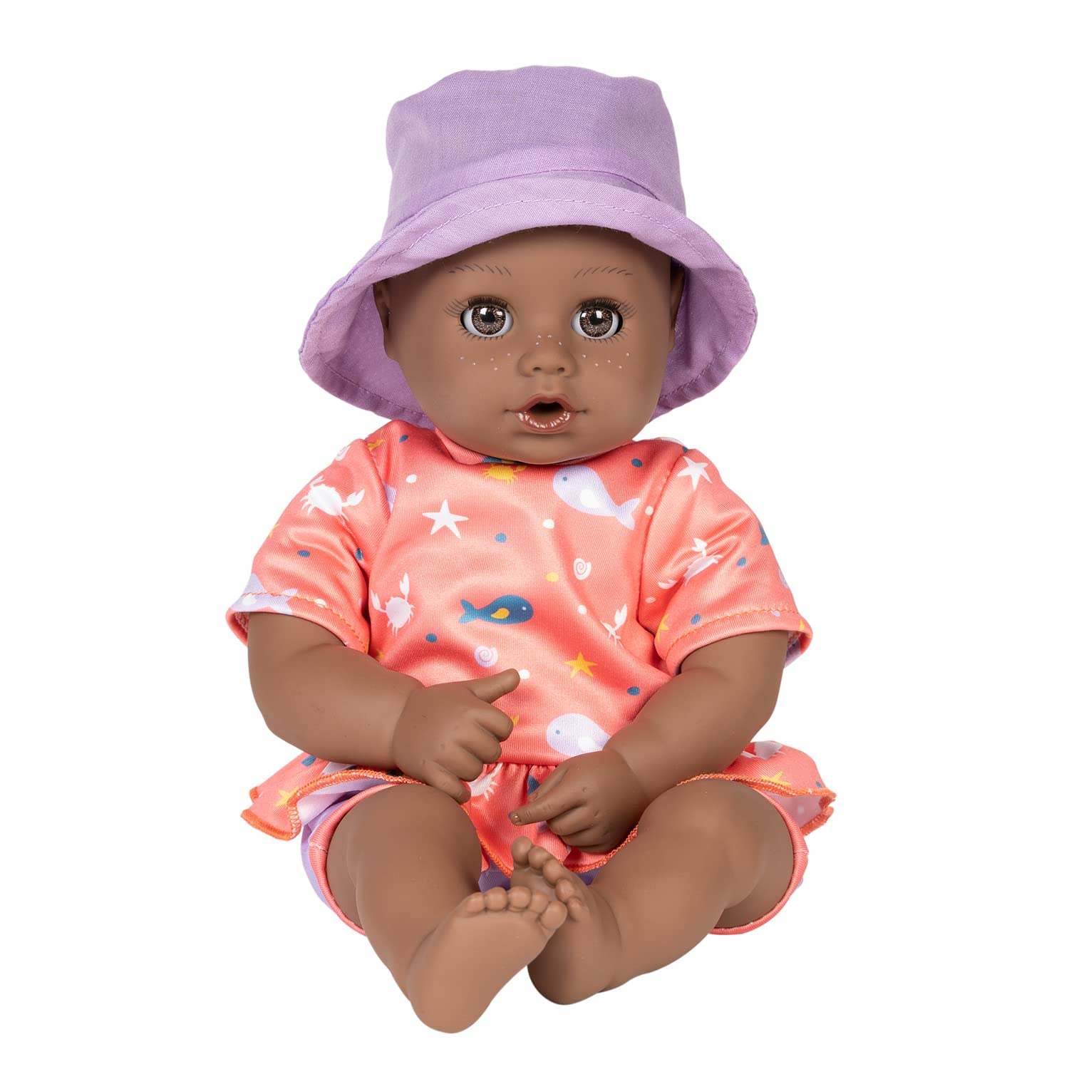 Foto 7 pulgar | Muñeca Adora Beach Baby Afroamericana Con Pecas De 33 Cm - Venta Internacional.