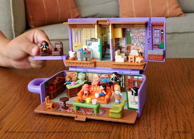 Foto 2 | Playset Polly Pocket Friends Compact Con 6 Muñecas Y 9 Accesos. - Venta Internacional.